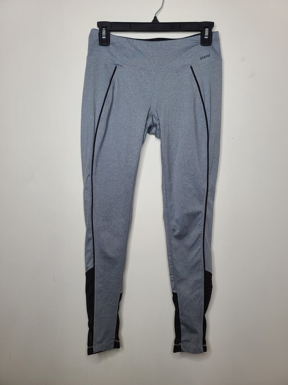2(x)ist grey capri leggings - small